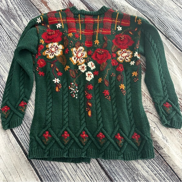 Vintage Cape Isle Knitters Hand Knit Floral Cardigan - Picture 3 of 6